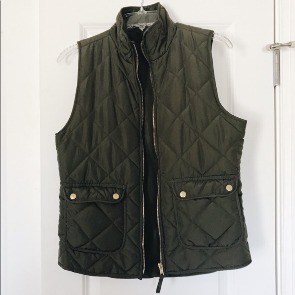 Olive Green Vest. Gold Zipper & Buttons